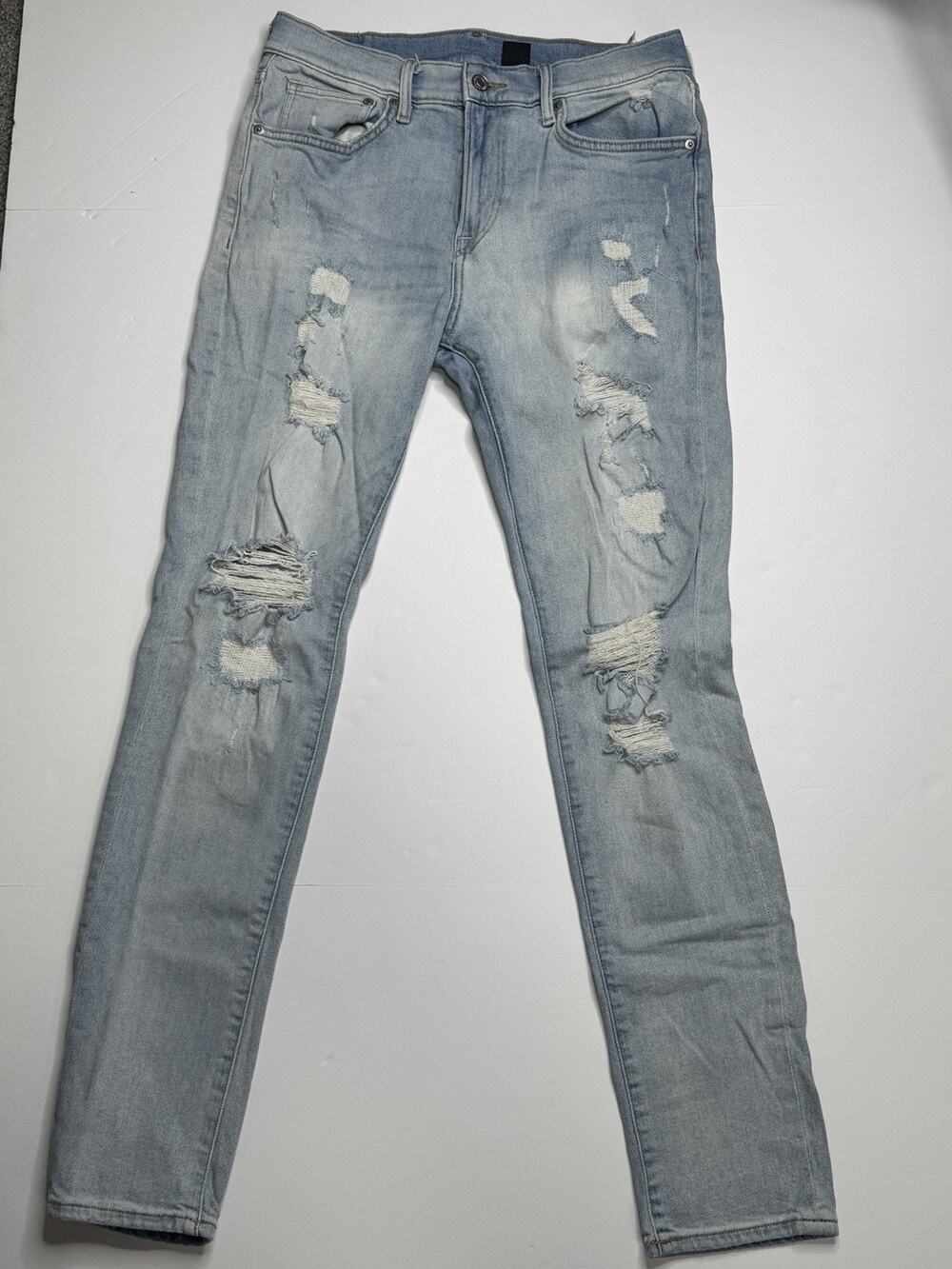 H&M Mens 32/32 Skinny Coupe Moulante Light Wash Distressed Ripped Jeans Stretch